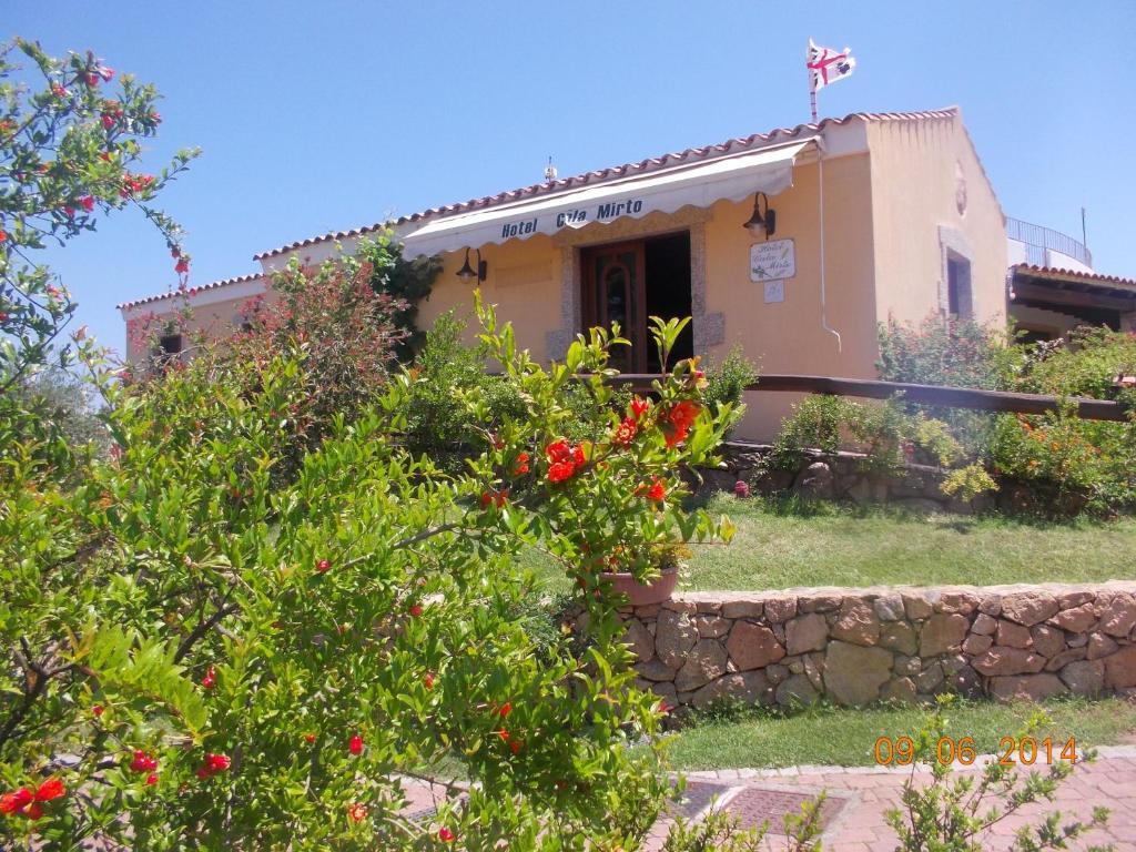 Hotel Cala Mirto Budoni Exterior foto